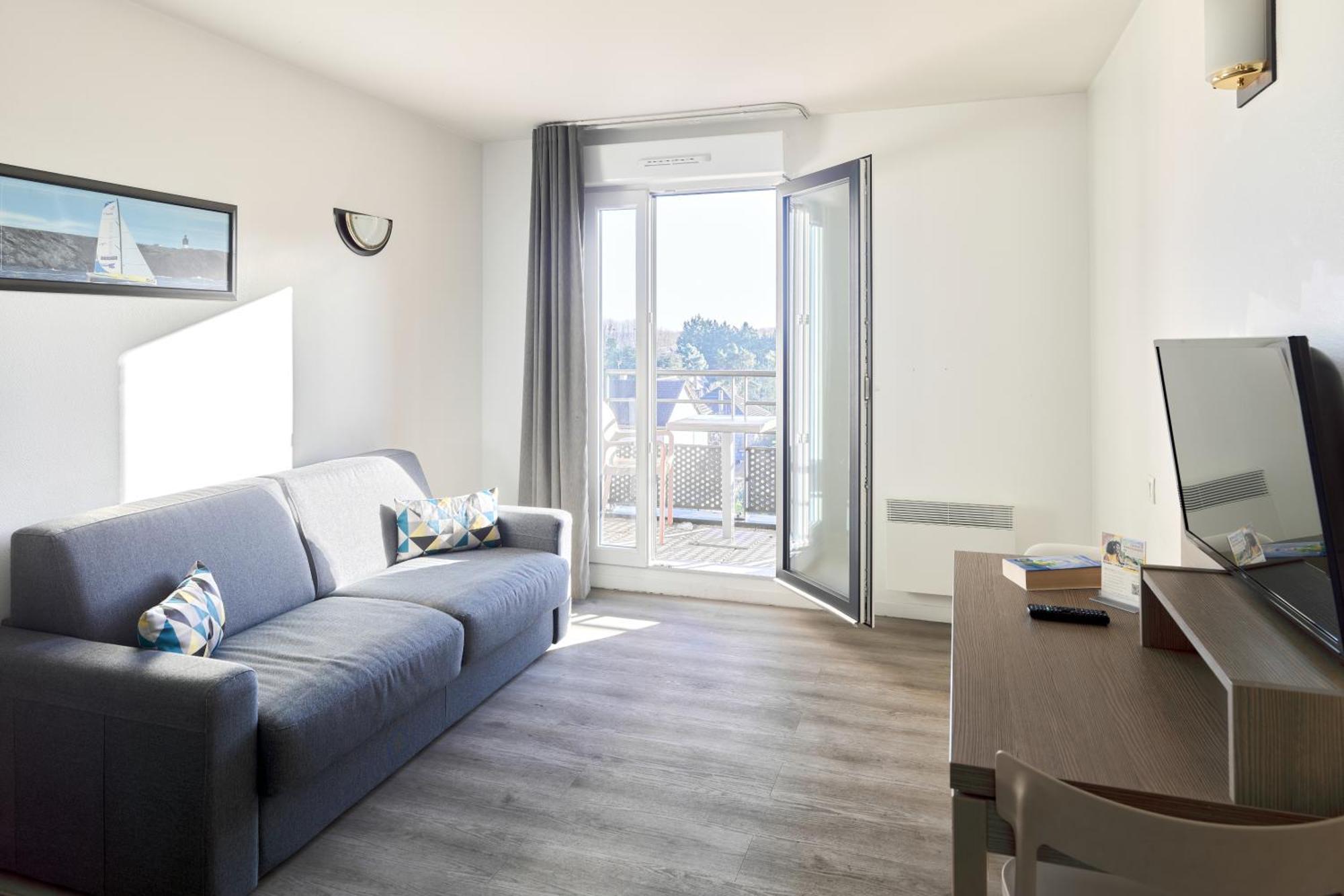 Comfort Aparthotel Versailles, St Cyr L'Ecole Saint-Cyr-lʼÉcole Εξωτερικό φωτογραφία